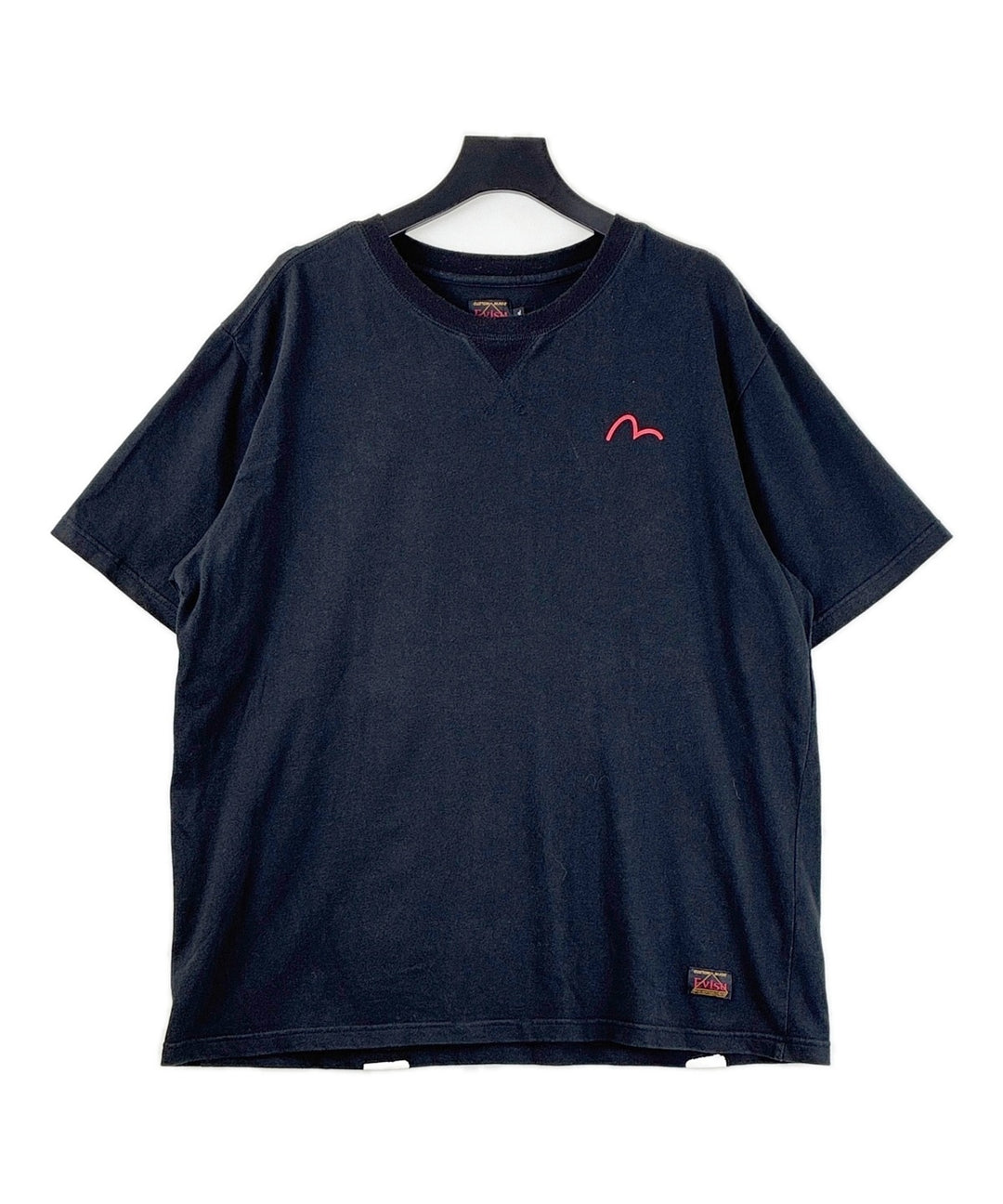 EVISU เสื้อยืด/เสื้อท็อปส์