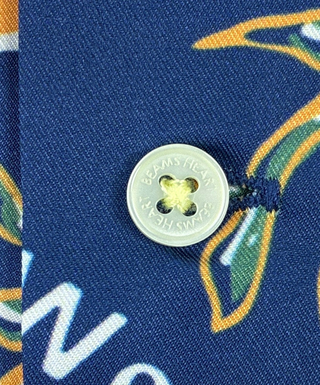 BEAMS HEART เสื้อเชิ้ต