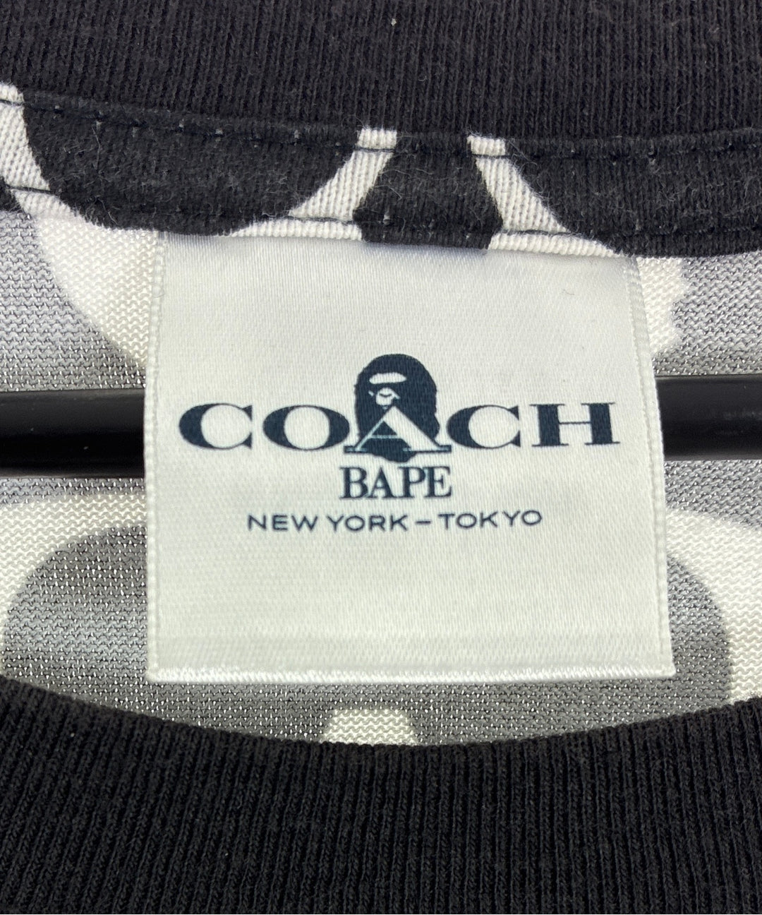 A BATHING APE เสื้อยืด/เสื้อท็อปส์