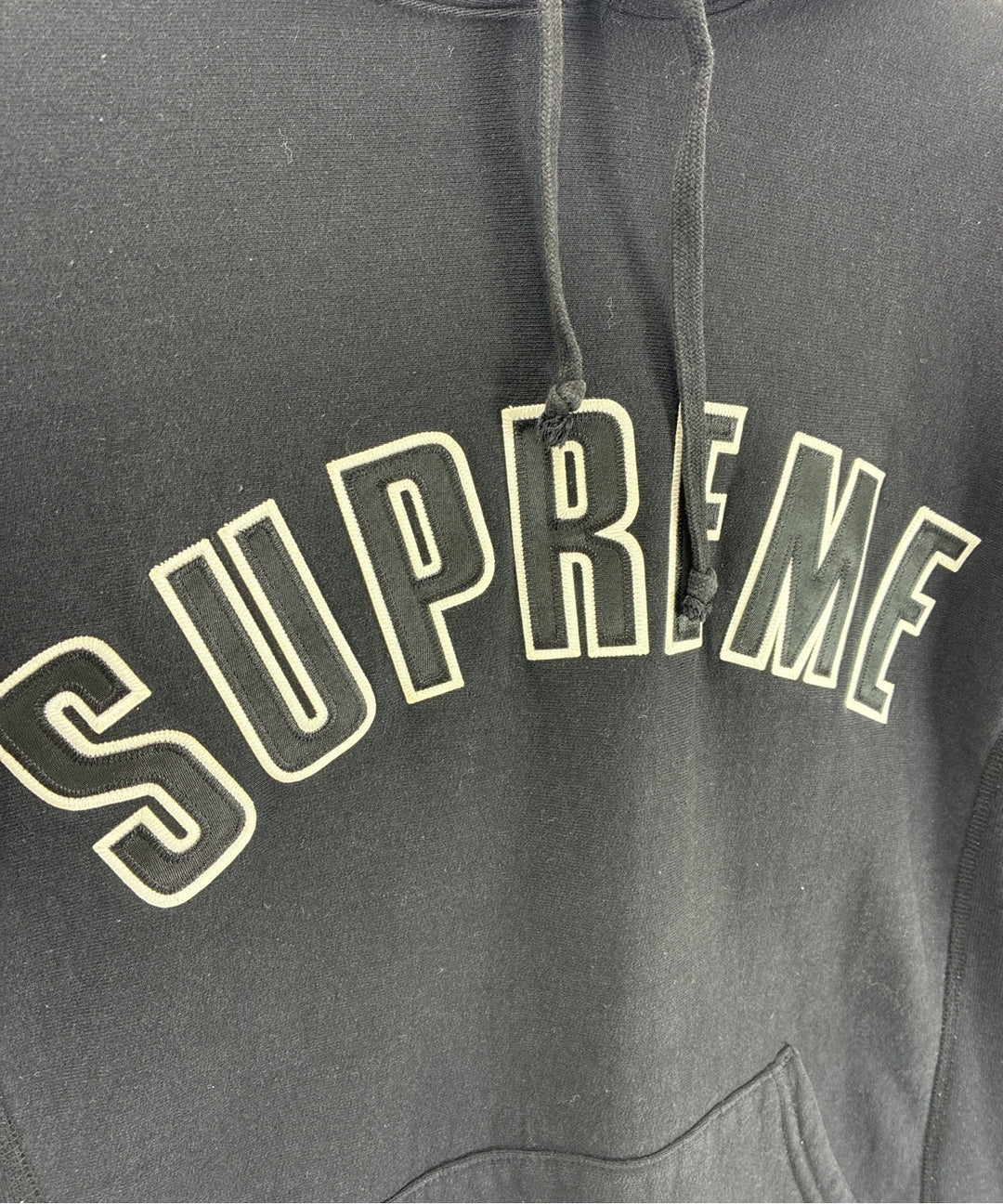 Supreme เสื้อฮู้ด