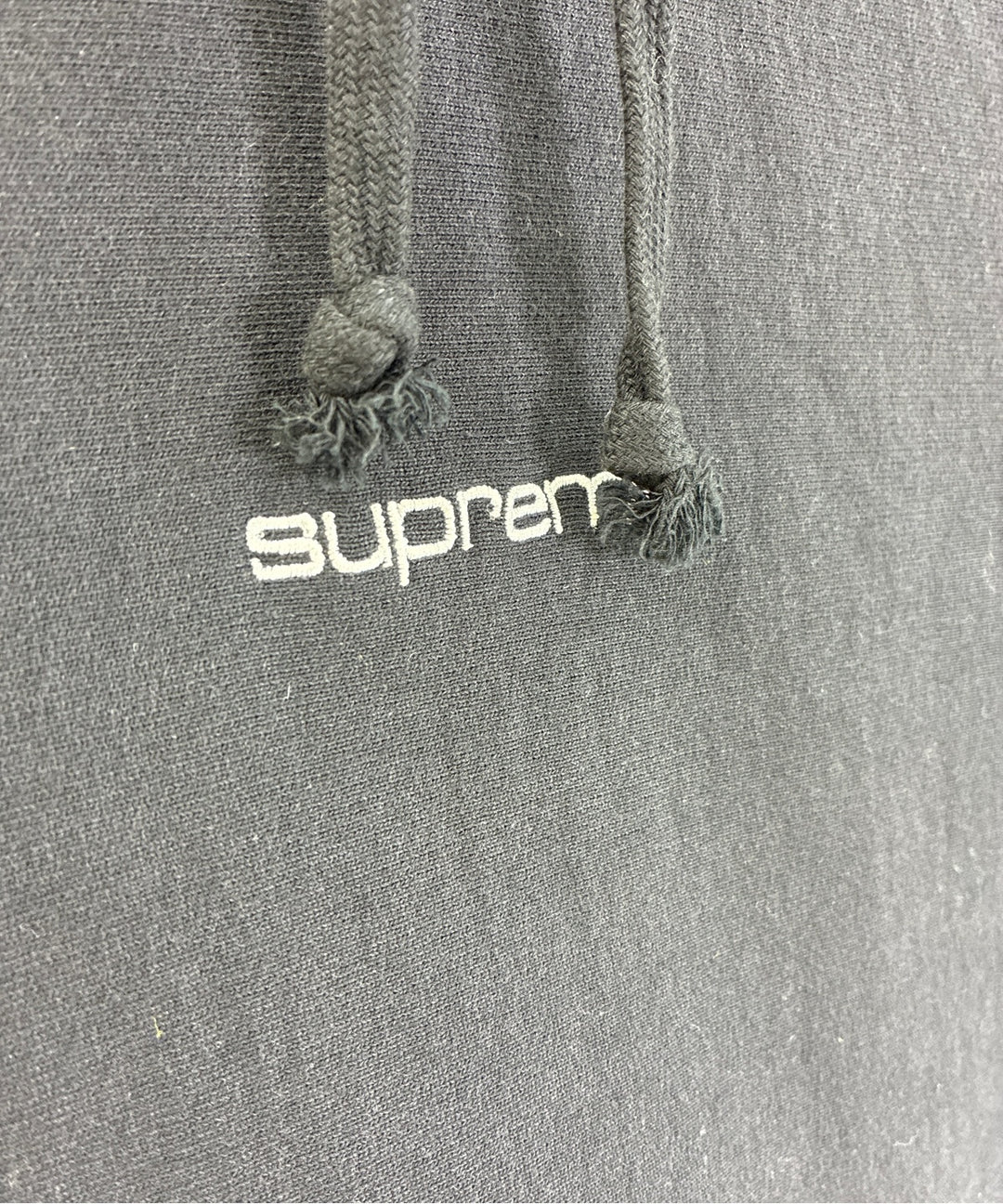 Supreme เสื้อฮู้ด