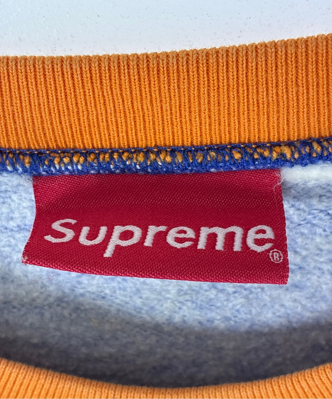 Supreme เสื้อกันหนาว