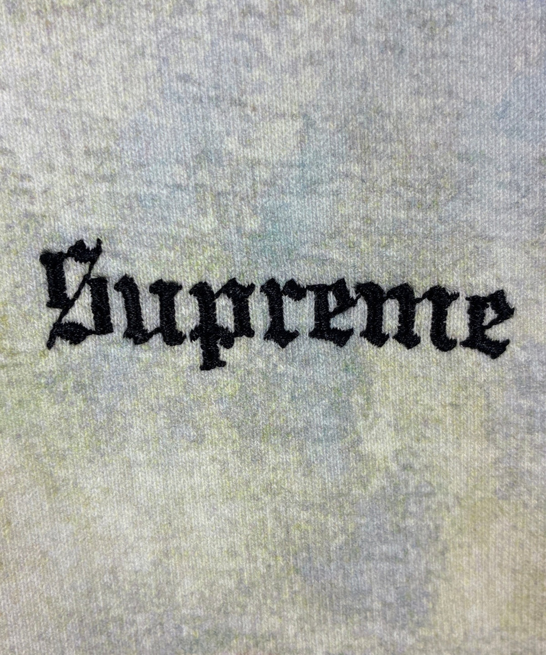 Supreme เสื้อฮู้ด