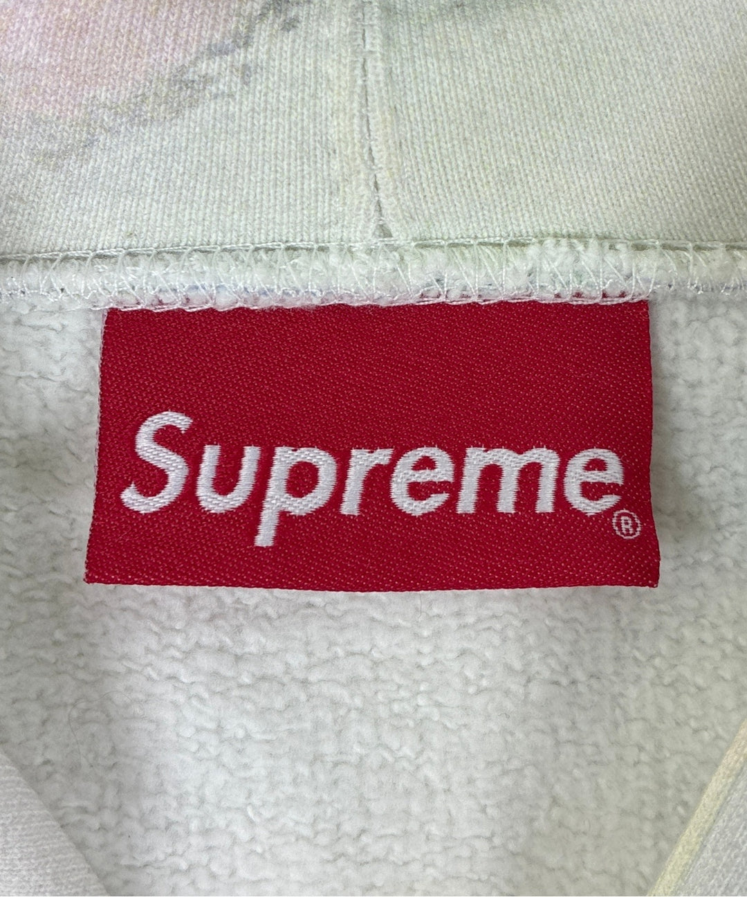 Supreme เสื้อฮู้ด