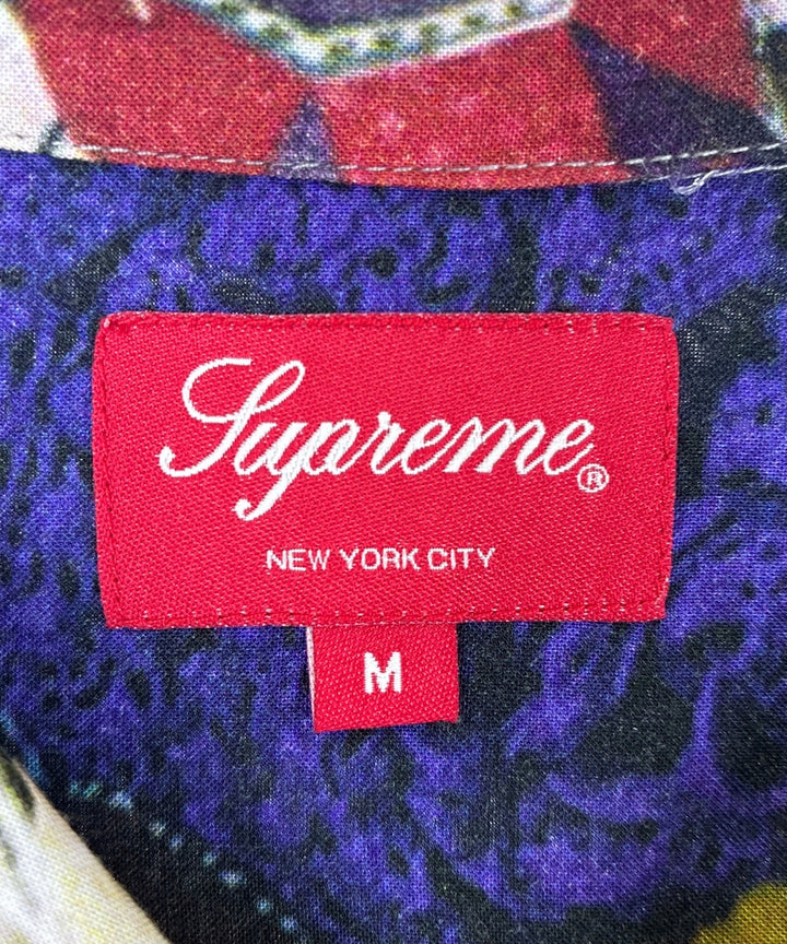 Supreme เสื้อลำลอง