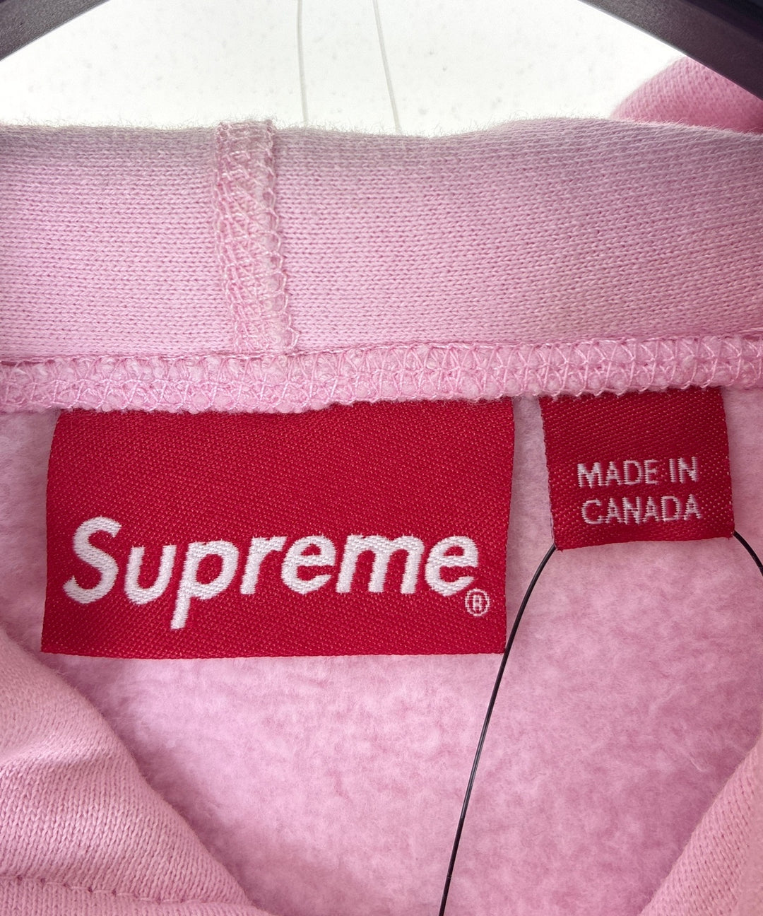 Supreme เสื้อฮู้ด