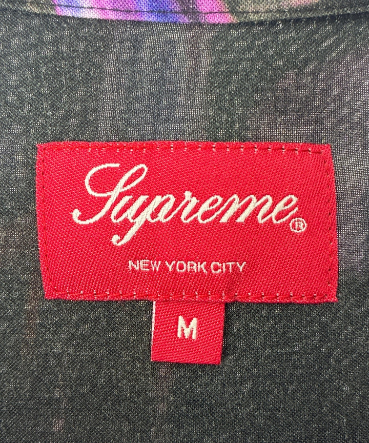 Supreme เสื้อลำลอง