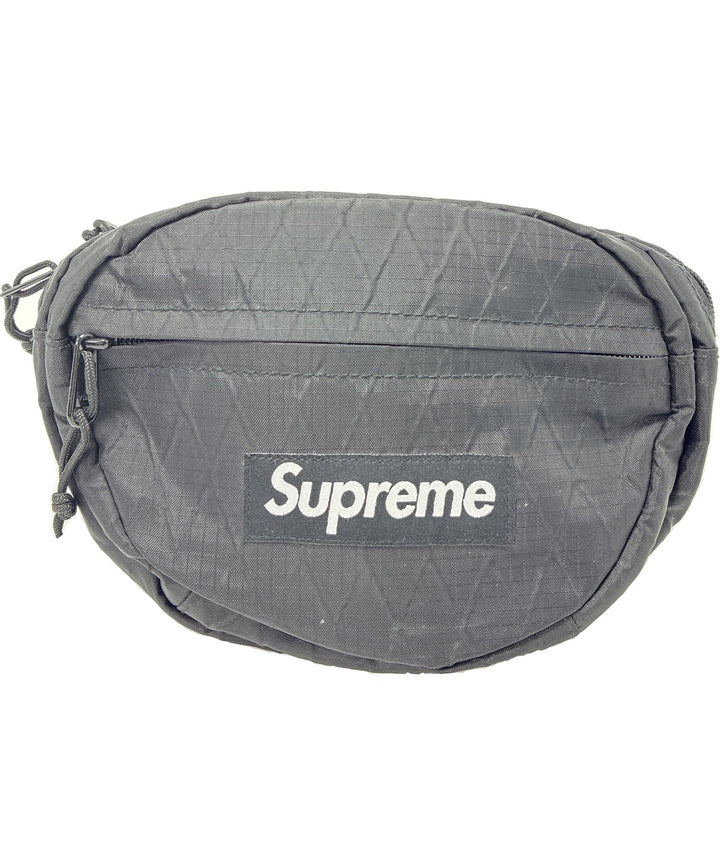 Supreme กระเป๋าสะพาย