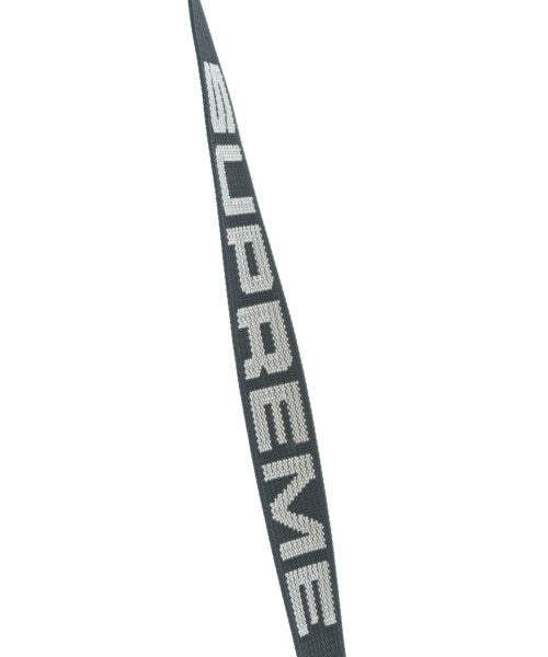 Supreme กระเป๋าสะพาย