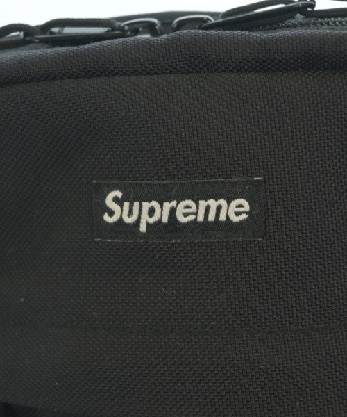 Supreme กระเป๋าสะพาย
