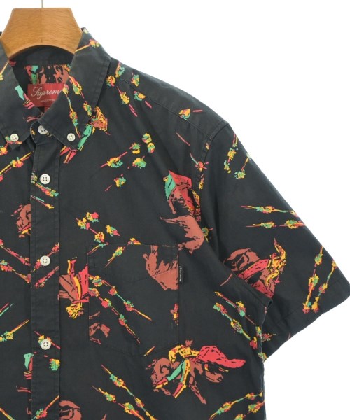 Supreme เสื้อลำลอง
