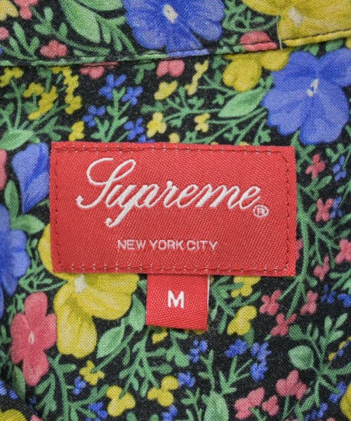 Supreme เสื้อลำลอง