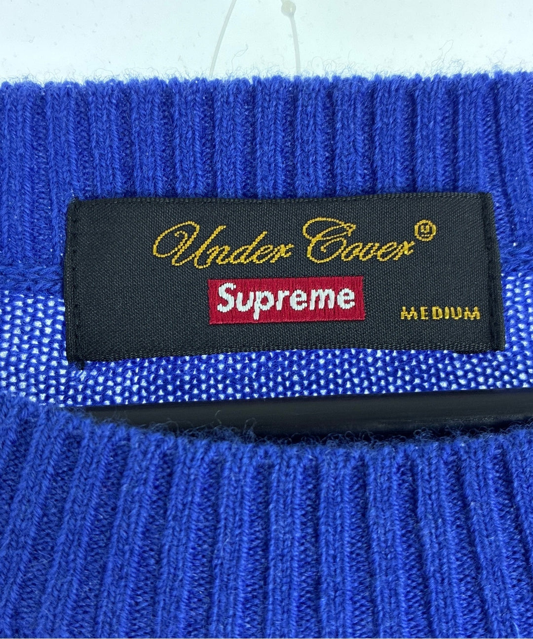 Supreme เสื้อถัก