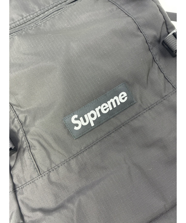 Supreme เป้สะพายหลัง