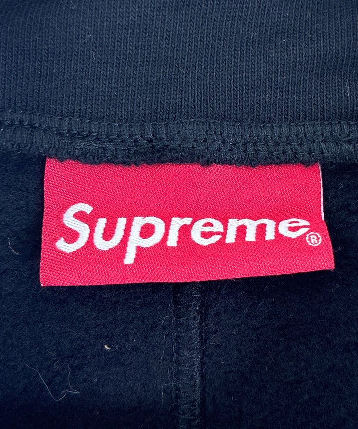 Supreme เสื้อสเวตเตอร์