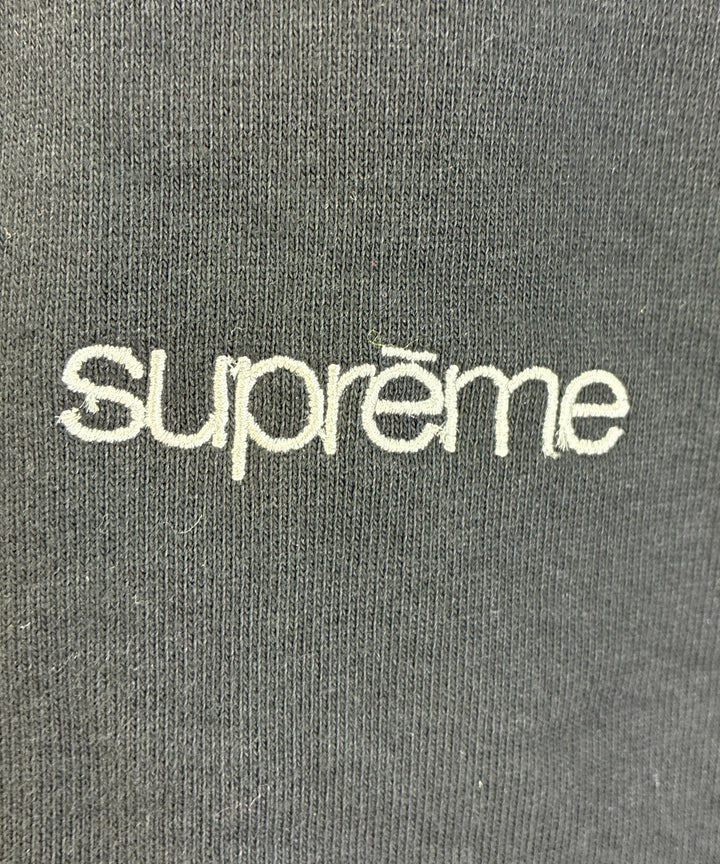 Supreme เสื้อสเวตเตอร์