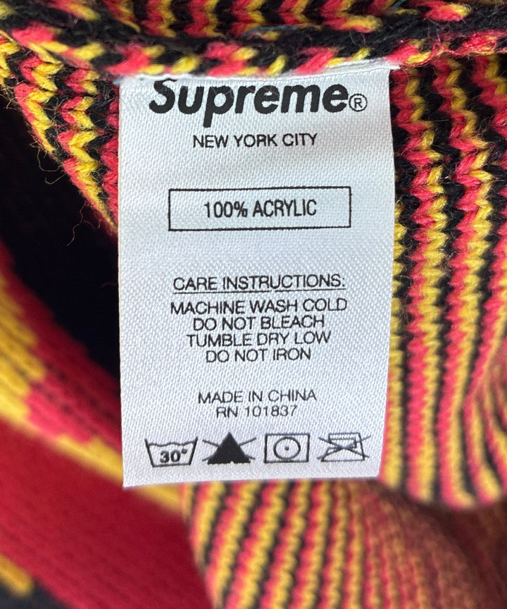 Supreme เสื้อถัก