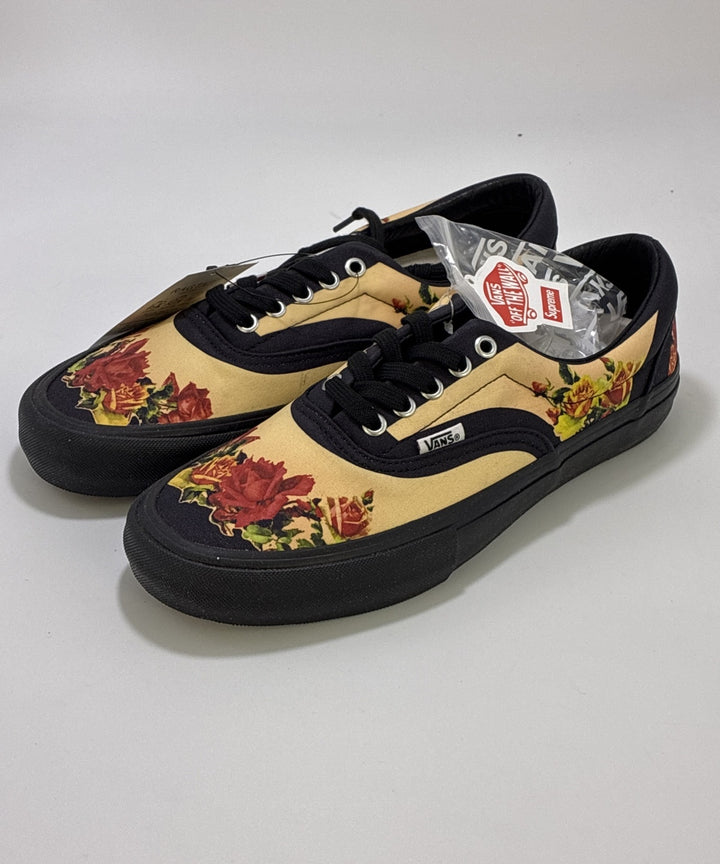 Supreme รองเท้าผ้าใบ