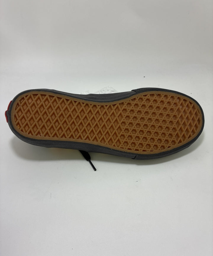 Supreme รองเท้าผ้าใบ