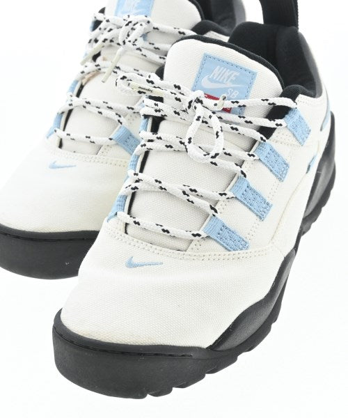 Supreme รองเท้าผ้าใบ