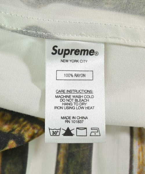Supreme เสื้อลำลอง
