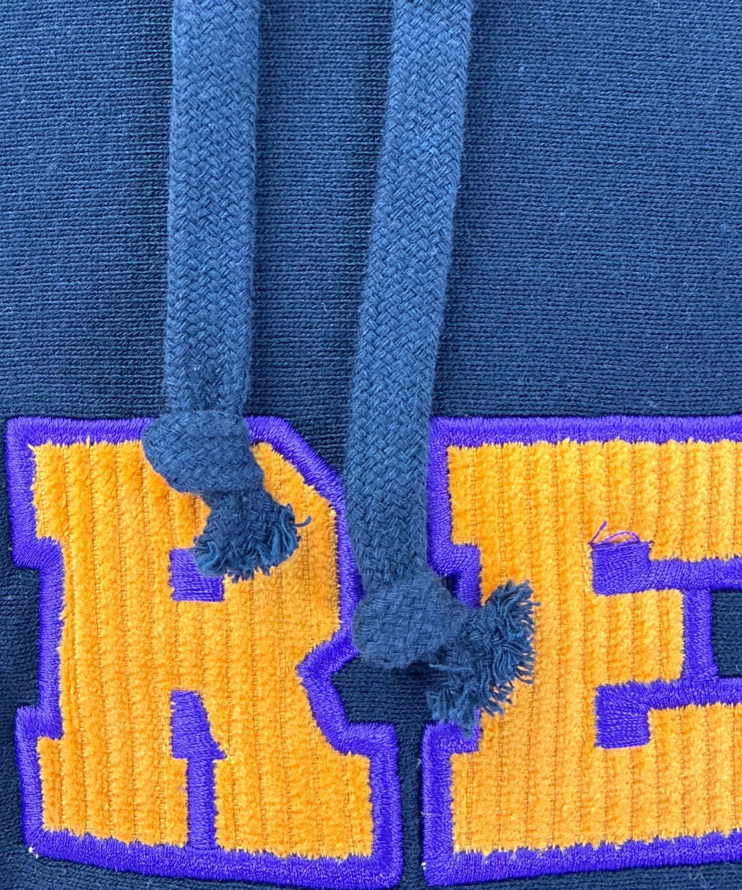 Supreme เสื้อฮู้ด