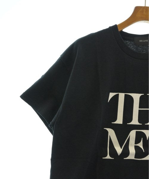 Deluxe เสื้อยืด/เสื้อท็อปส์