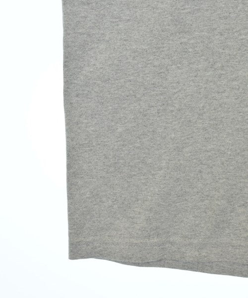 UNDEFEATED เสื้อยืด/เสื้อท็อปส์