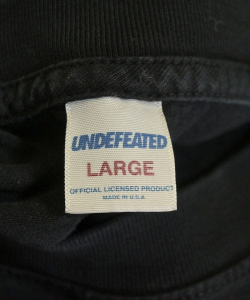 UNDEFEATED เสื้อยืด/เสื้อท็อปส์
