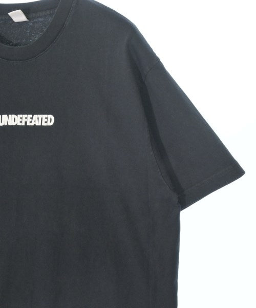 UNDEFEATED เสื้อยืด/เสื้อท็อปส์
