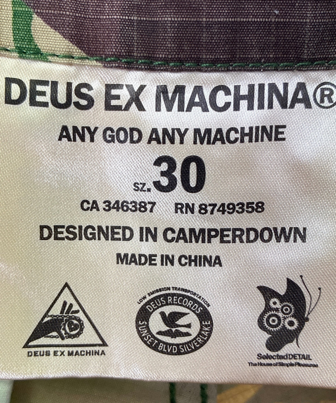 Deus ex Machina กางเกงขายาว