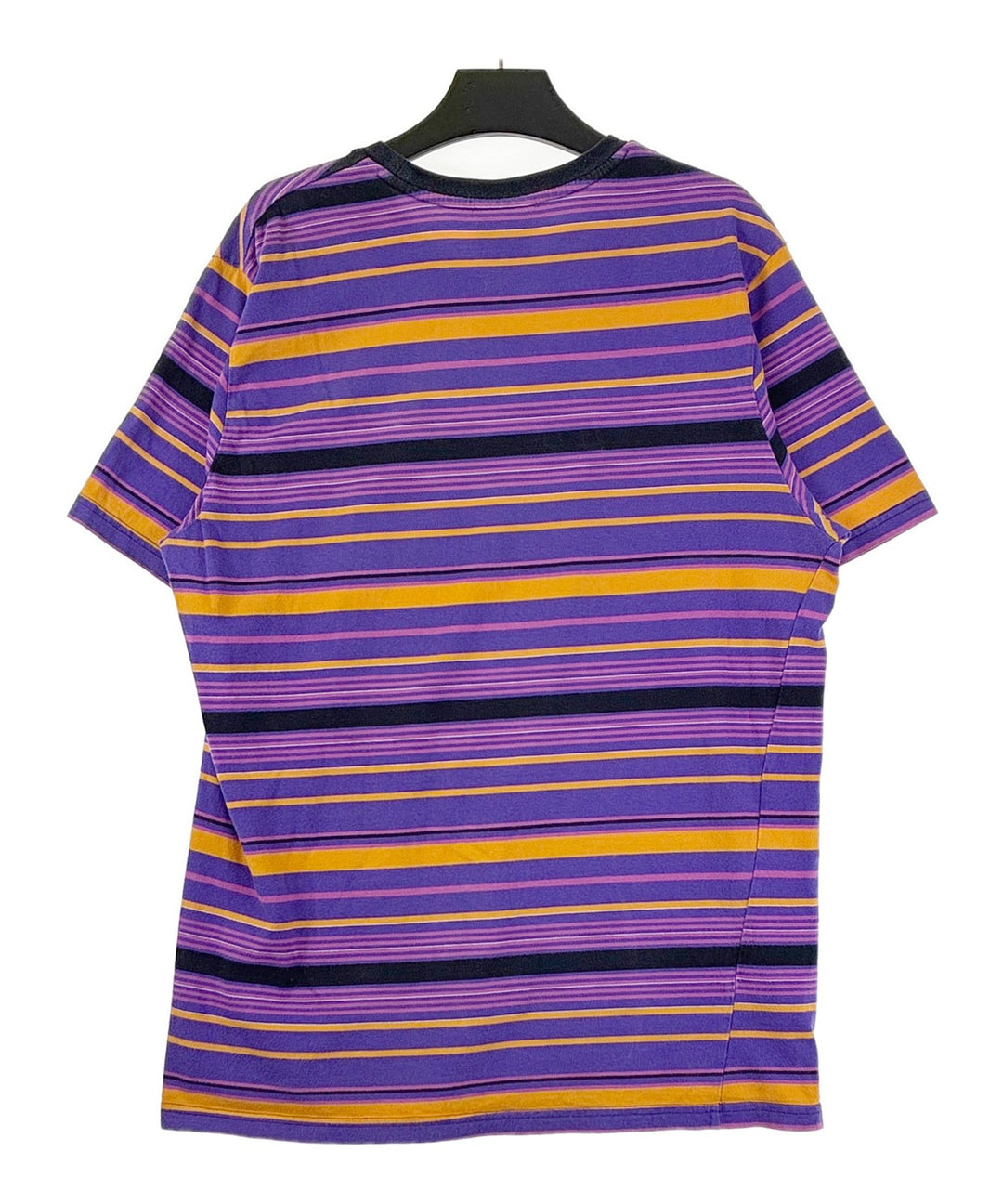 HUF เสื้อยืด/เสื้อท็อปส์