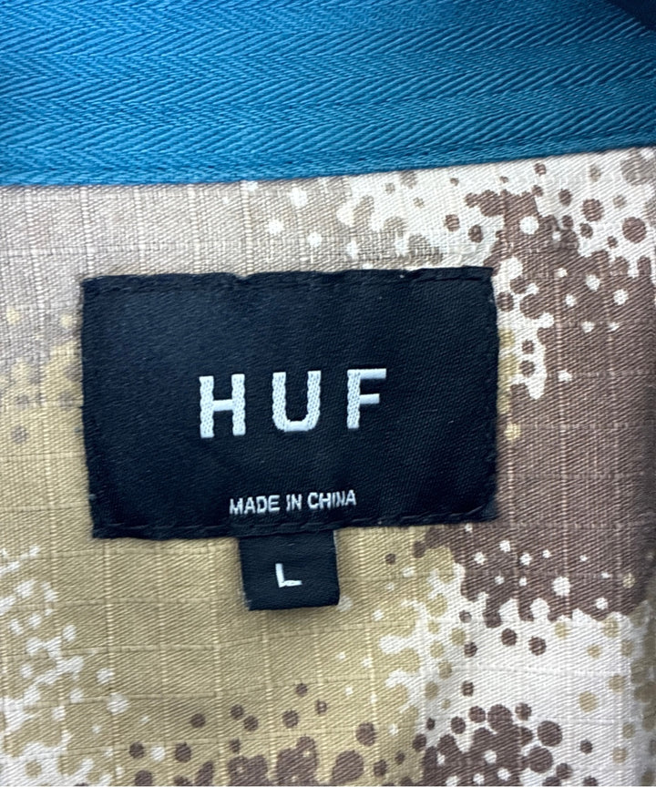 HUF เสื้อลำลอง