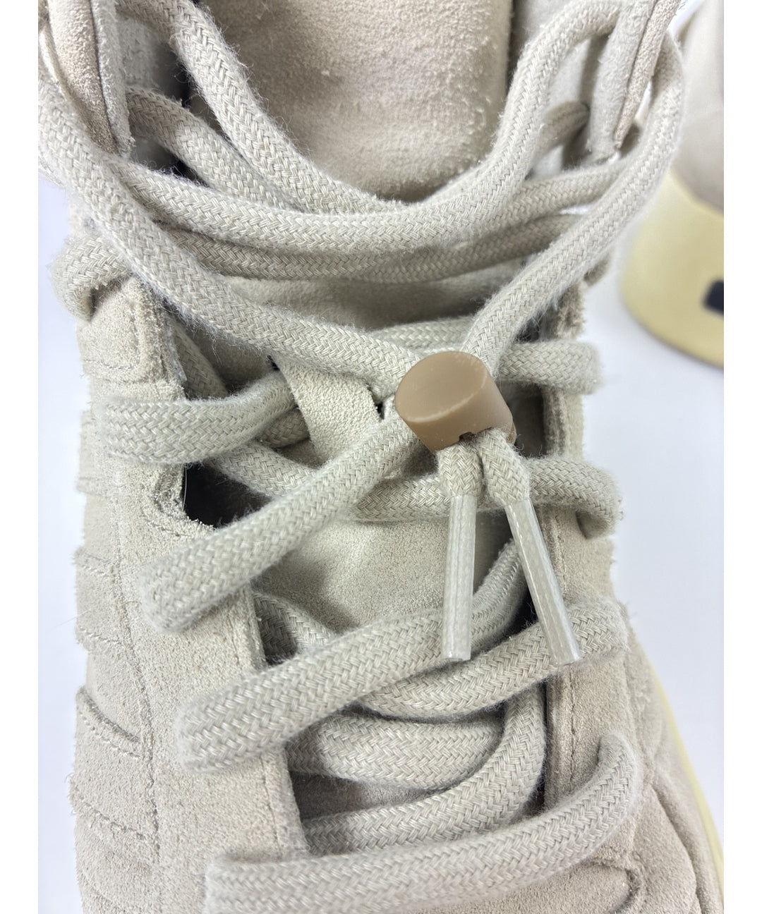 FEAR OF GOD รองเท้าผ้าใบ