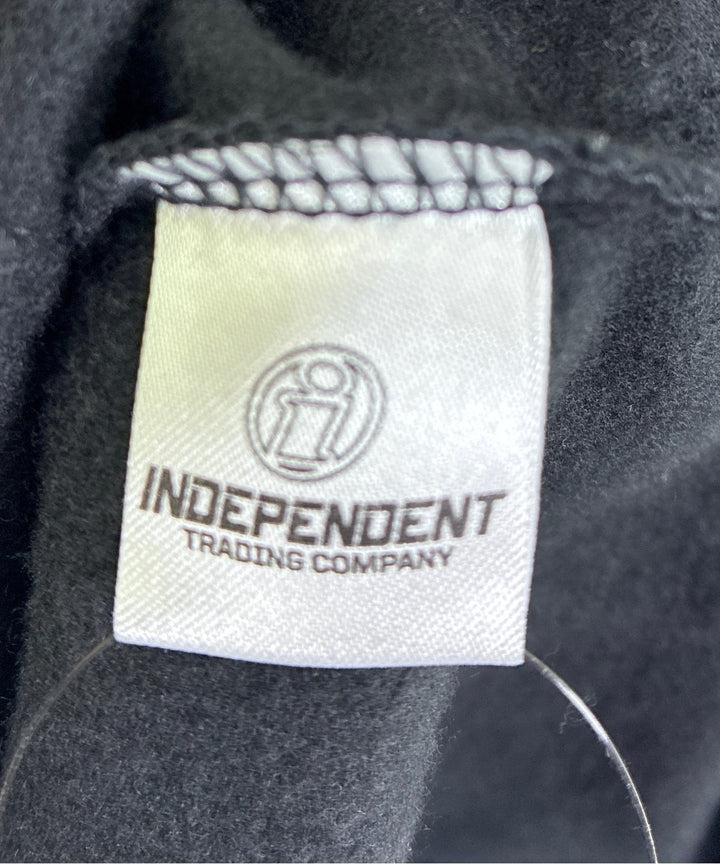 ANTI SOCIAL SOCIAL CLUB เสื้อฮู้ด