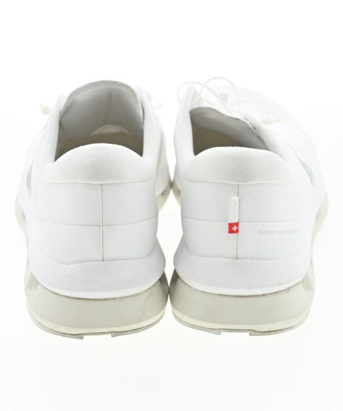 KITH รองเท้าผ้าใบ