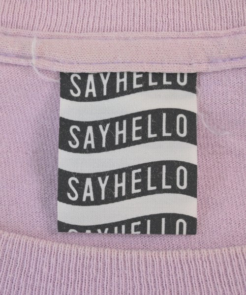 SAYHELLO เสื้อยืด/เสื้อท็อปส์