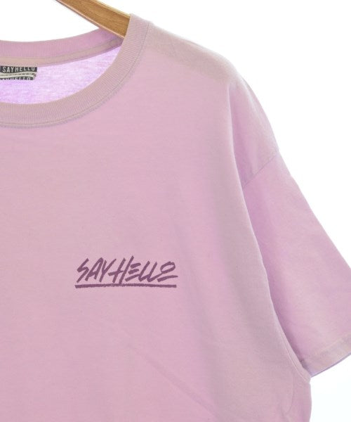 SAYHELLO เสื้อยืด/เสื้อท็อปส์