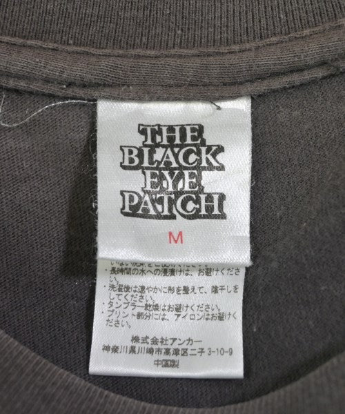 BLACK EYE PATCH เสื้อยืด/เสื้อท็อปส์