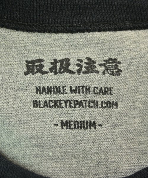 BLACK EYE PATCH เสื้อยืด/เสื้อท็อปส์