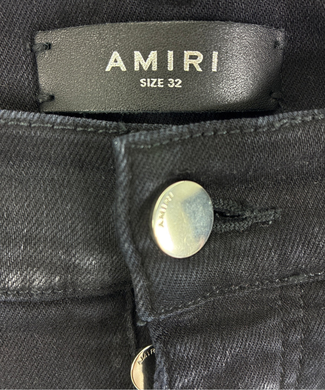 AMIRI ยีนส์