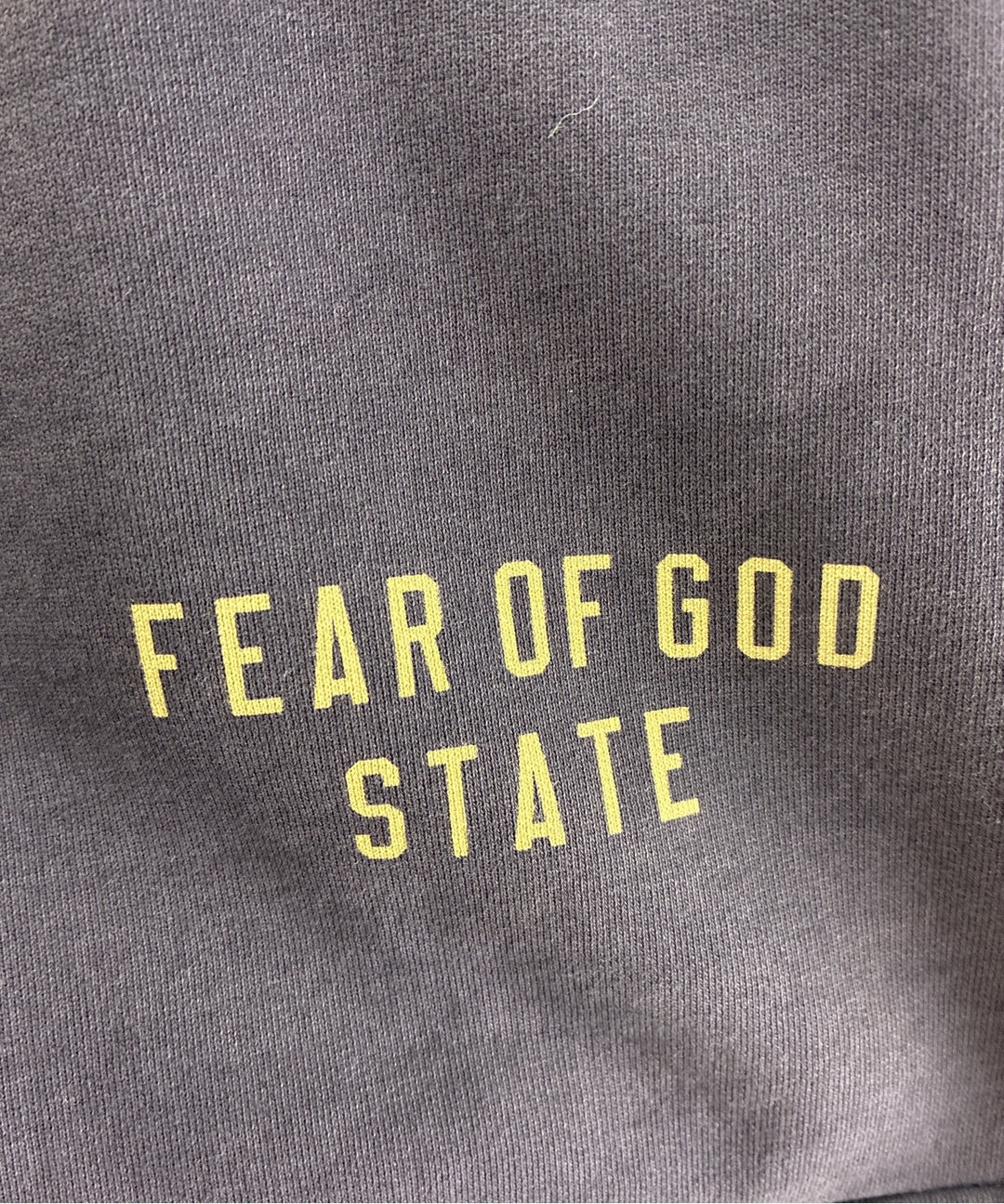 Fear of God ESSENTIALS กางเกงขาสั้น