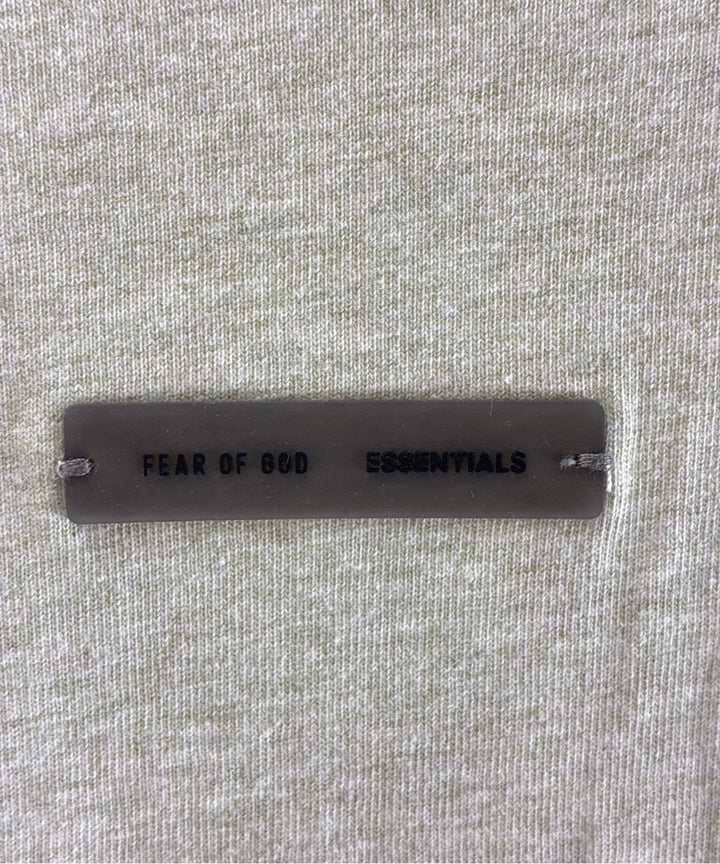 Fear of God ESSENTIALS เสื้อยืด/เสื้อท็อปส์