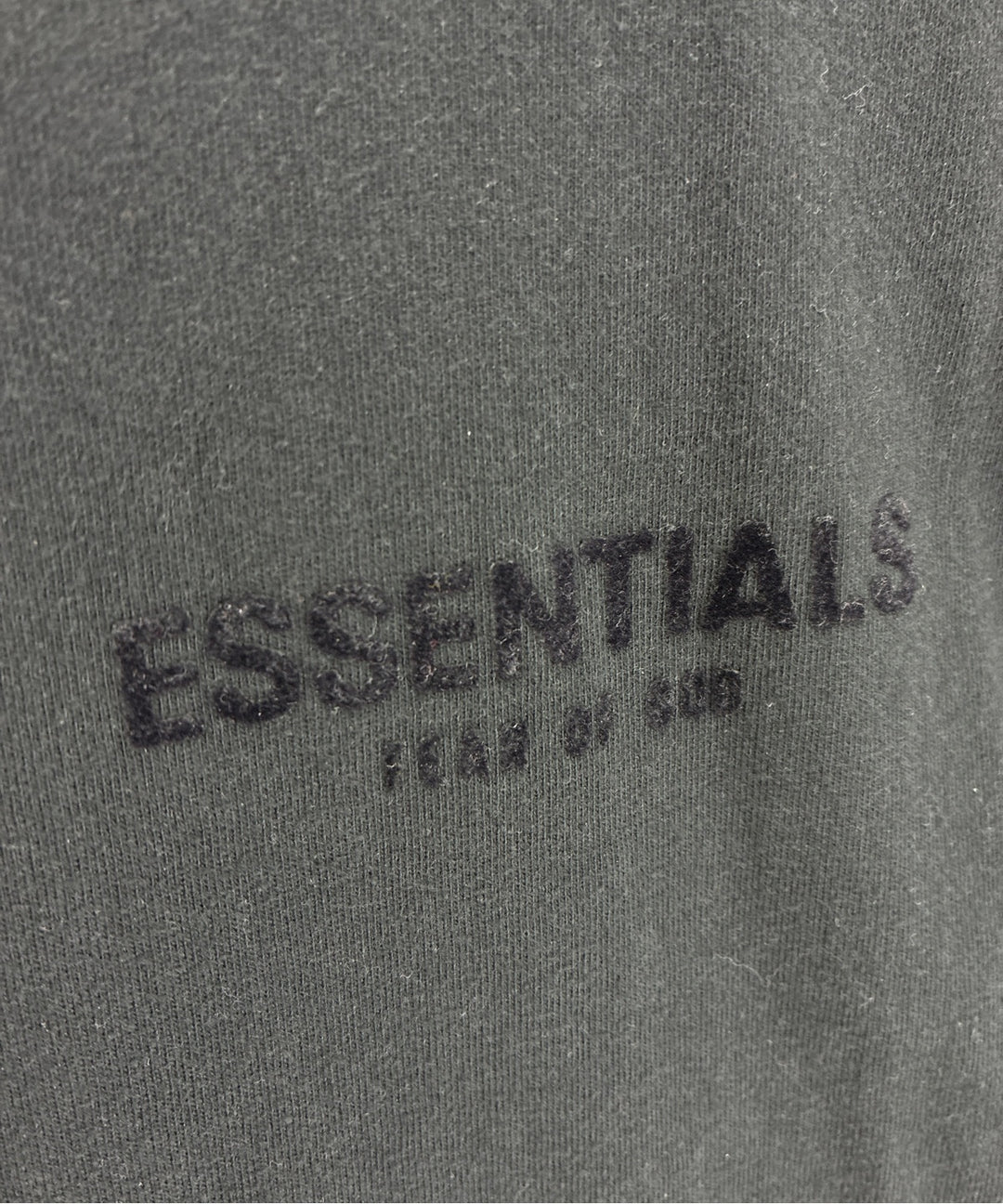 Fear of God ESSENTIALS เสื้อยืด/เสื้อท็อปส์