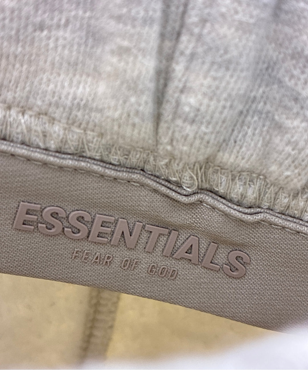 Fear of God ESSENTIALS กางเกงขาสั้น