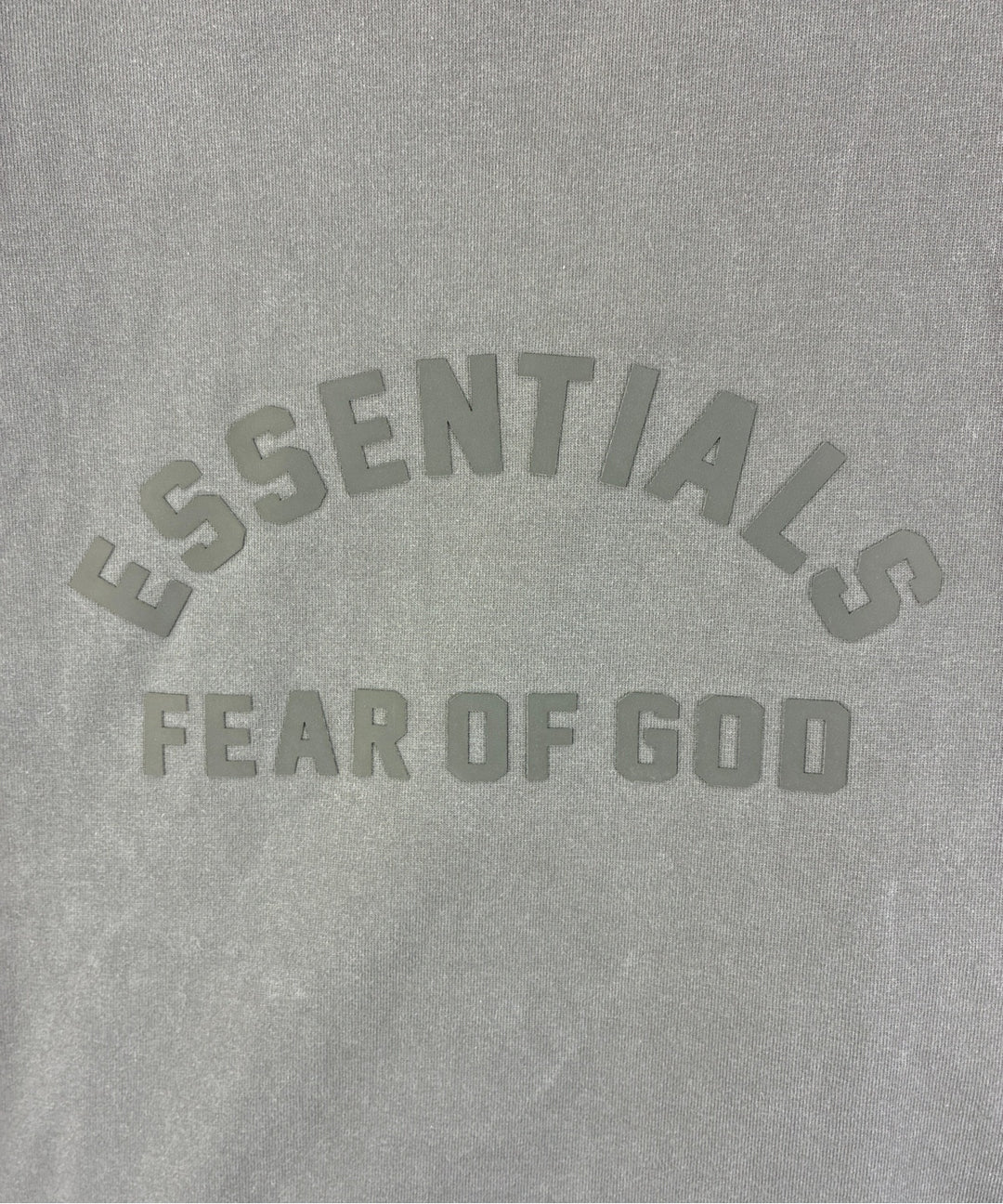 Fear of God ESSENTIALS เสื้อยืด/เสื้อท็อปส์