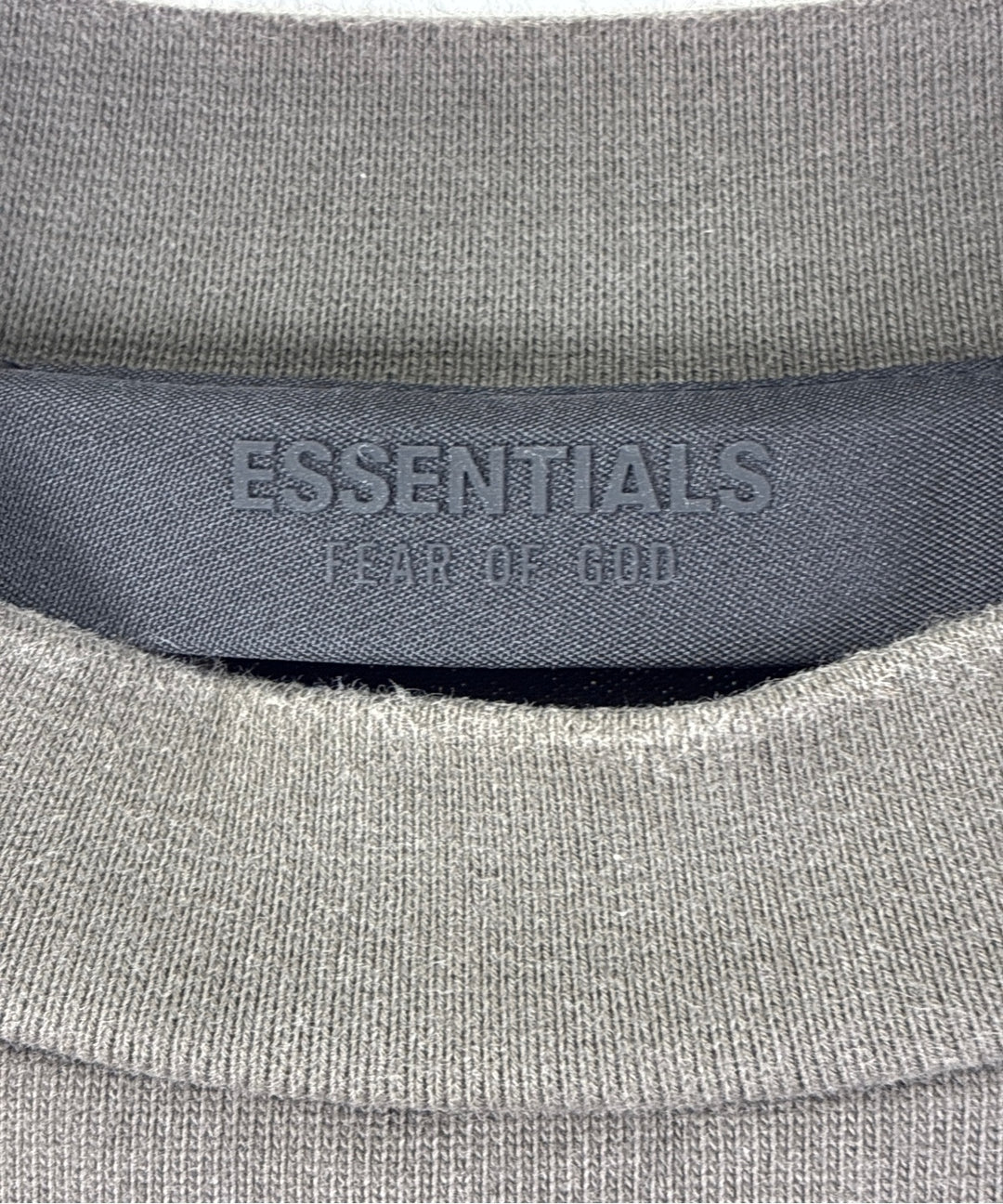 Fear of God ESSENTIALS เสื้อยืด/เสื้อท็อปส์