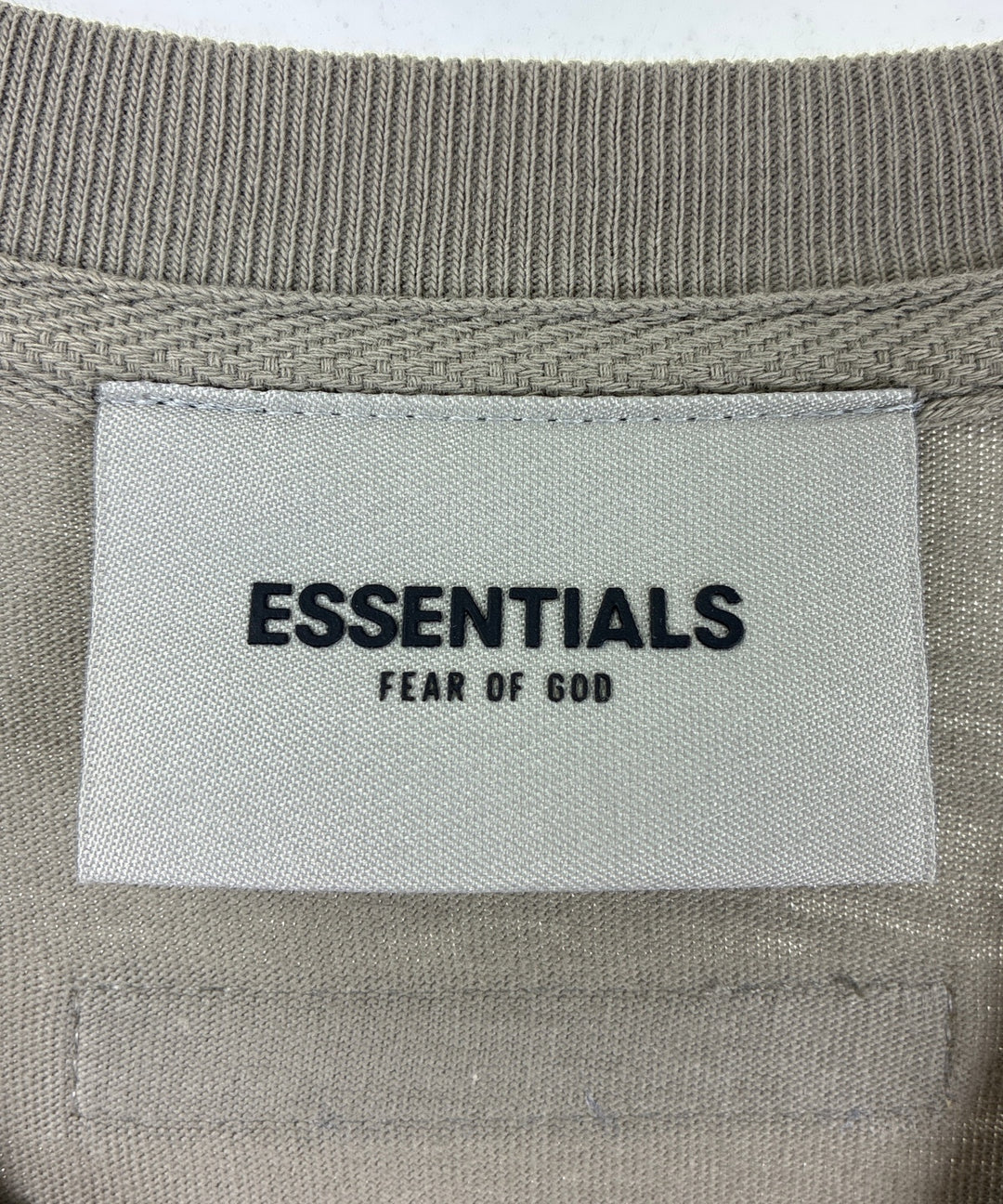 Fear of God ESSENTIALS เสื้อยืด/เสื้อท็อปส์