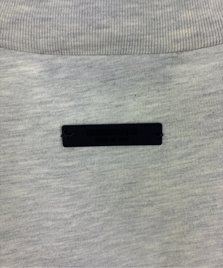 Fear of God ESSENTIALS เสื้อยืด/เสื้อท็อปส์