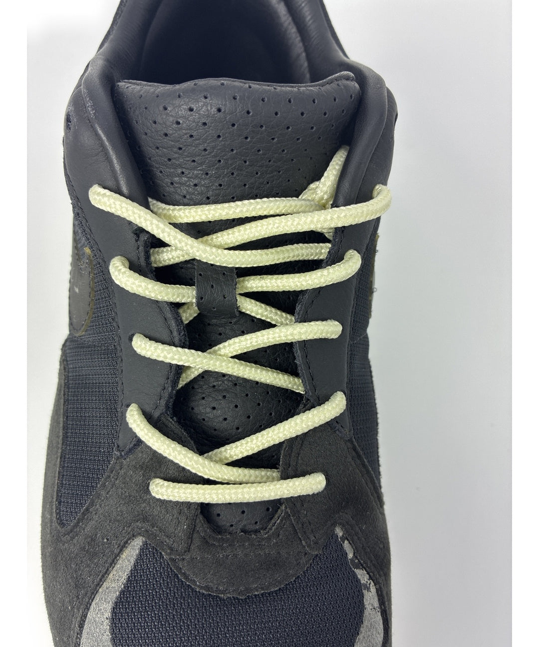 Fear of God ESSENTIALS รองเท้าผ้าใบ